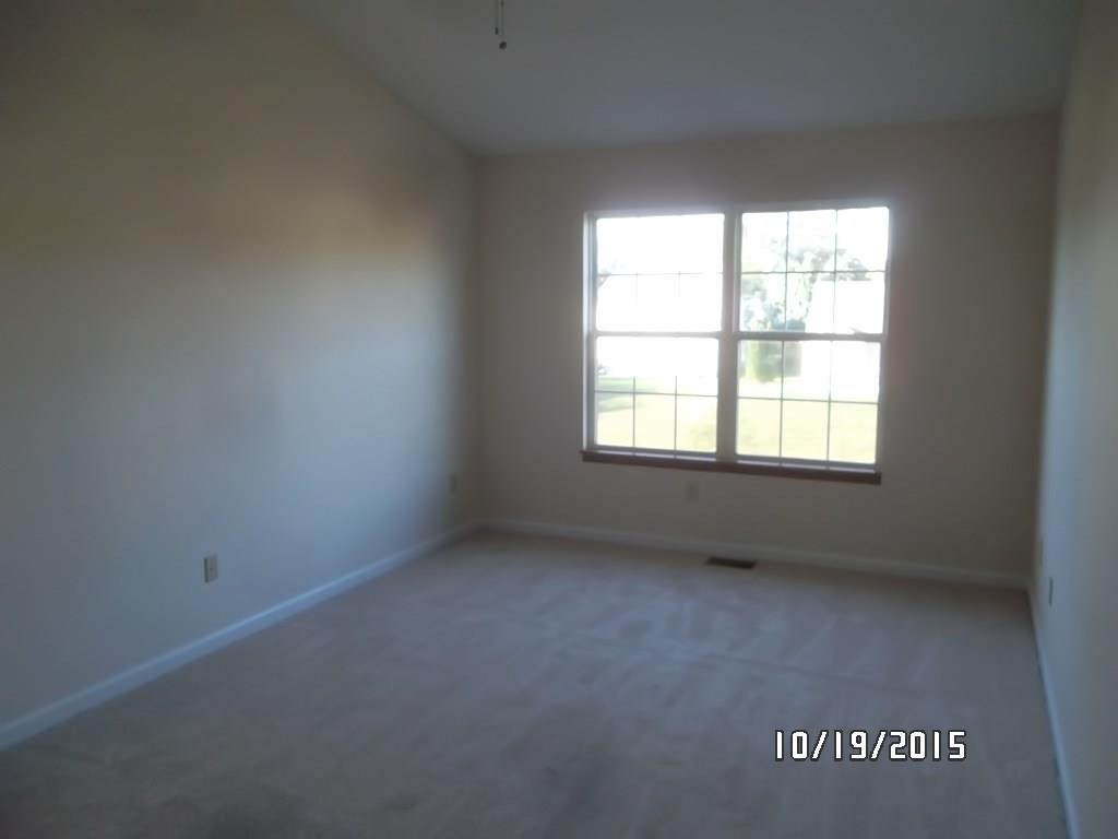 5390 Rippling Brook Way Carmel, IN 46033 - Photo 5 of 14 Gallery Image 5
