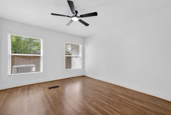 $5,000 | 2560 Rogers Avenue, Fort Worth, TX 76109