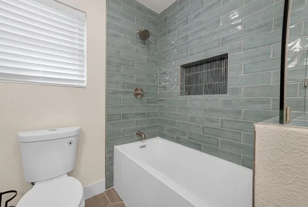 $5,000 | 2560 Rogers Avenue, Fort Worth, TX 76109