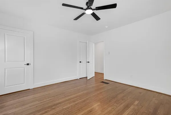 $5,000 | 2560 Rogers Avenue, Fort Worth, TX 76109