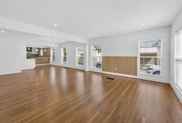 $5,000 | 2560 Rogers Avenue, Fort Worth, TX 76109