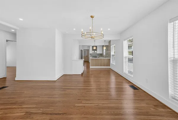 $5,000 | 2560 Rogers Avenue, Fort Worth, TX 76109