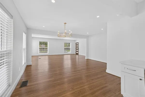 $5,000 | 2560 Rogers Avenue, Fort Worth, TX 76109