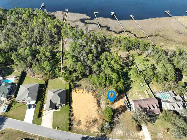 $250,000 | 7962 Sleepy Bay Boulevard, Navarre, FL 32566