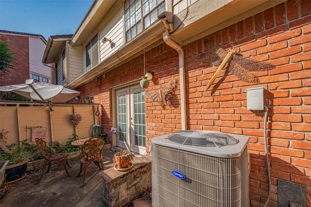 $1,580 | 2211 South Kirkwood Road, Unit 19, Houston, TX 77077