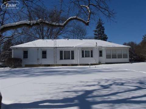 1821 Colchester Road Flint, MI 48503 - Photo 24 of 25 20390967-23.JPG
