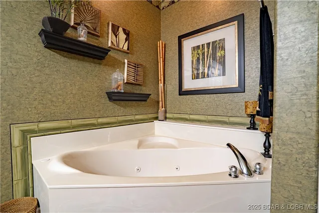 $590,000 | 18132 Millstone Cove Road, Unit 301, Gravois Mills, MO 65037