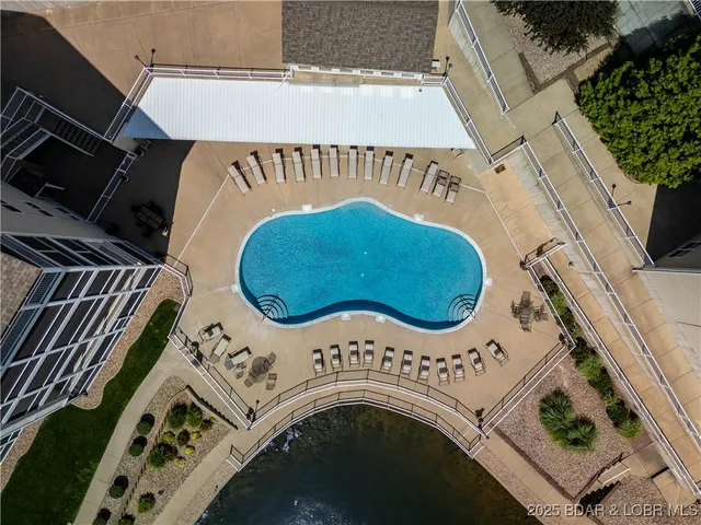 $590,000 | 18132 Millstone Cove Road, Unit 301, Gravois Mills, MO 65037