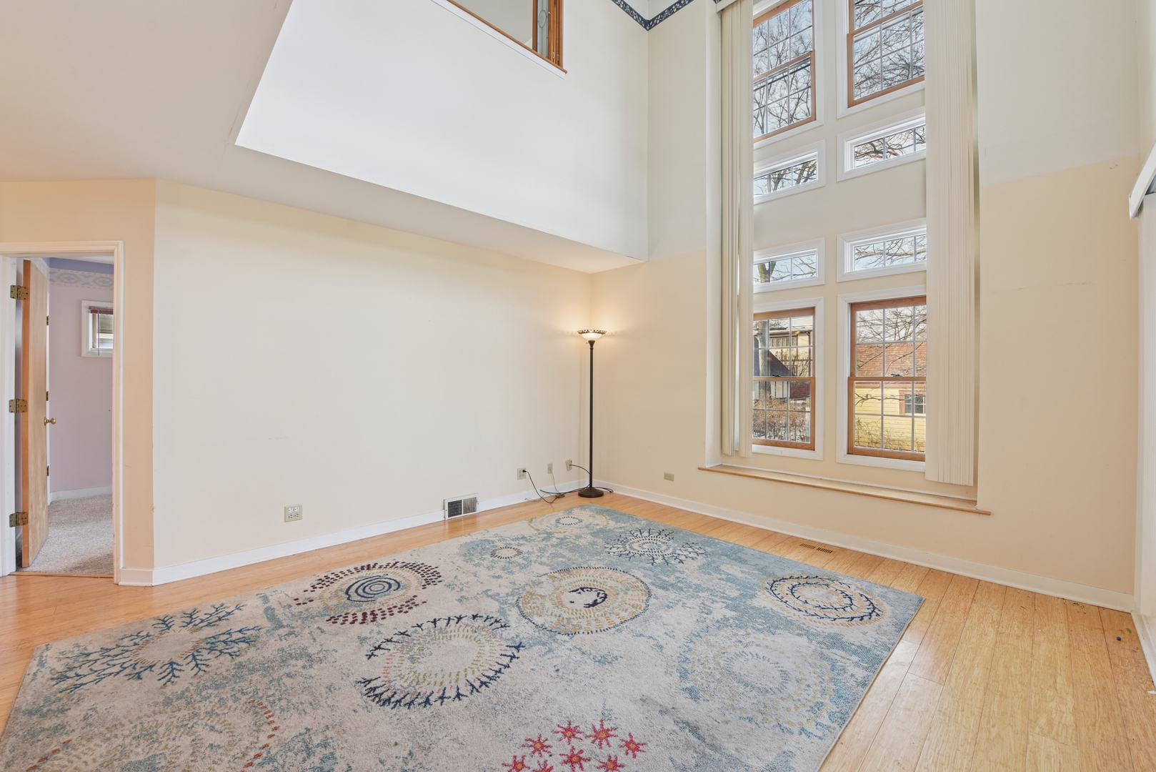240 North Willow Road Elmhurst, IL 60126 - Photo 11 of 45 a view of a bedroom