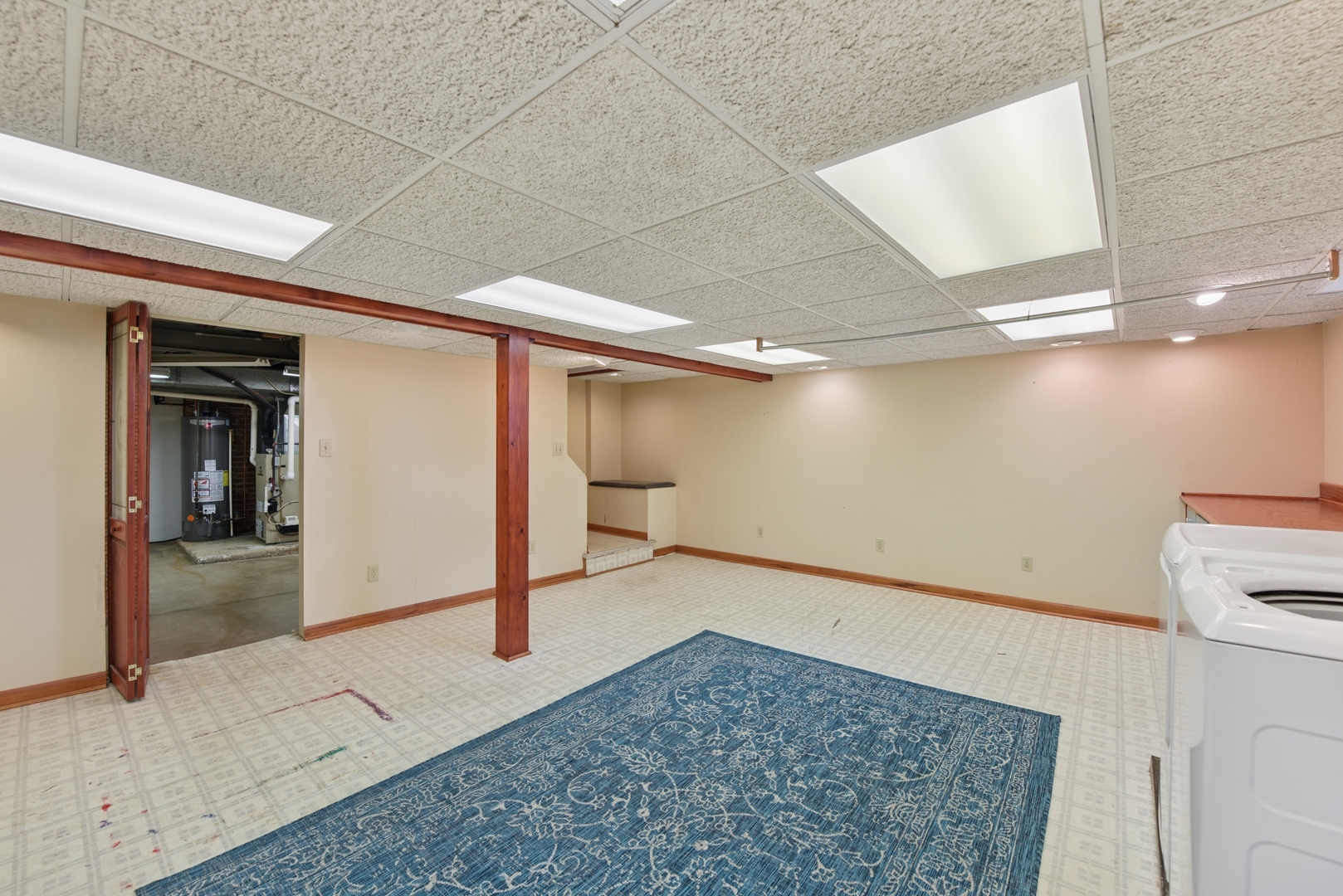 240 North Willow Road Elmhurst, IL 60126 - Photo 31 of 45 a view of a hallway with wooden floor