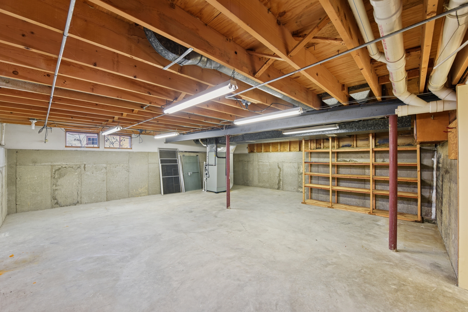 240 North Willow Road Elmhurst, IL 60126 - Photo 35 of 45 a view of an empty room with a garage