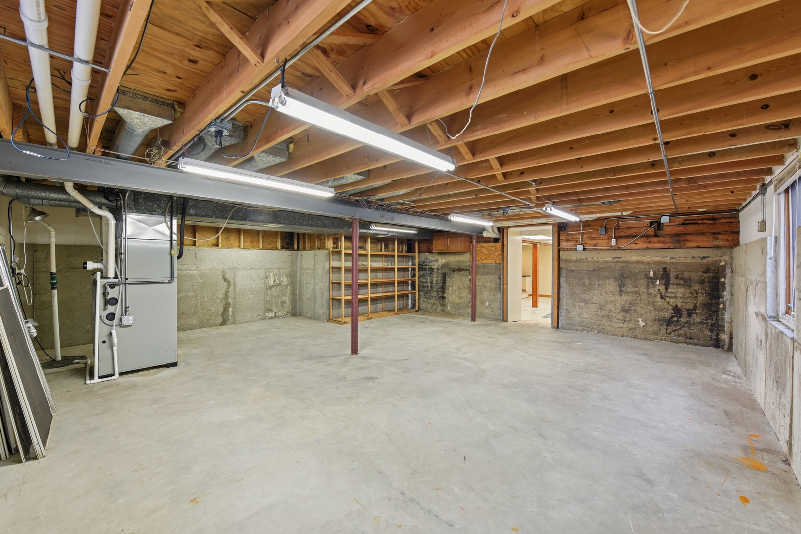 240 North Willow Road Elmhurst, IL 60126 - Photo 36 of 45 a view of empty room