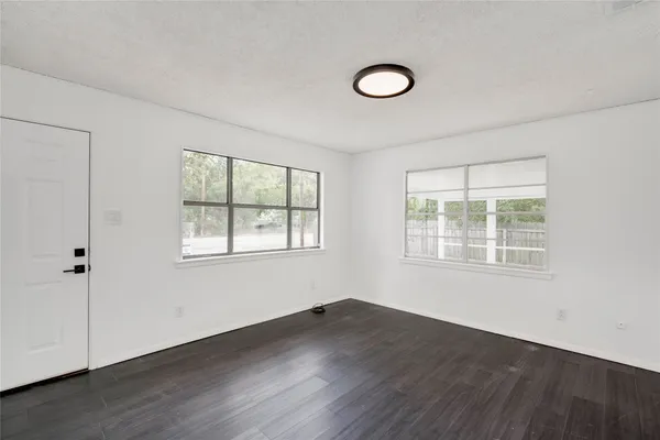 $1,750 | 4948 Crossover Road, San Marcos, TX 78666
