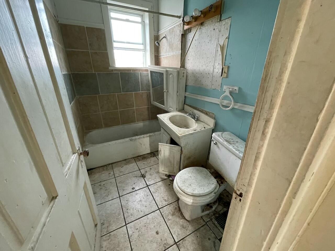 39 North Douglas Avenue Springfield, OH 45503 - Photo 11 of 28