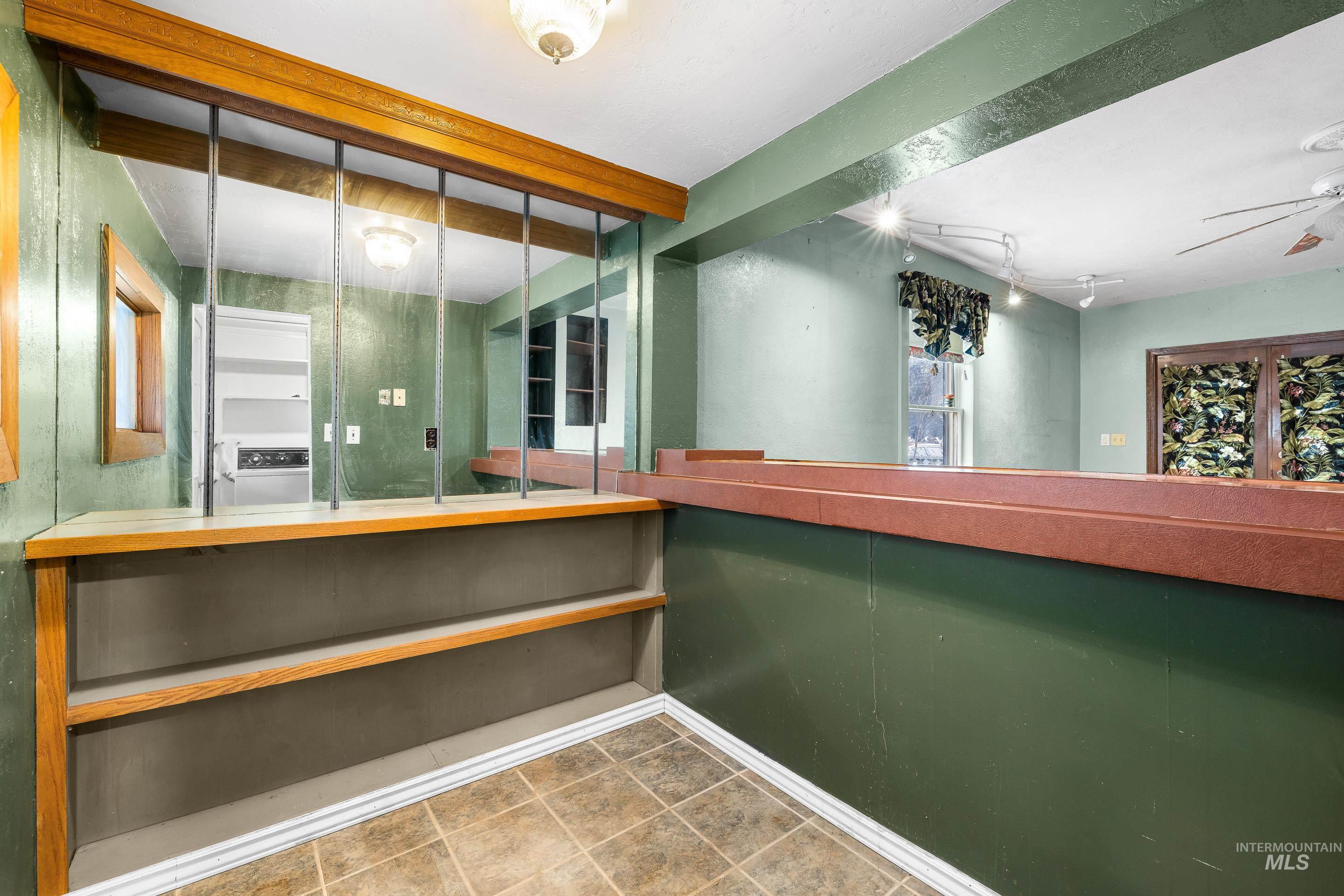 2305 South Gekeler Lane Boise, ID 83706 - Photo 23 of 33 View of reception area