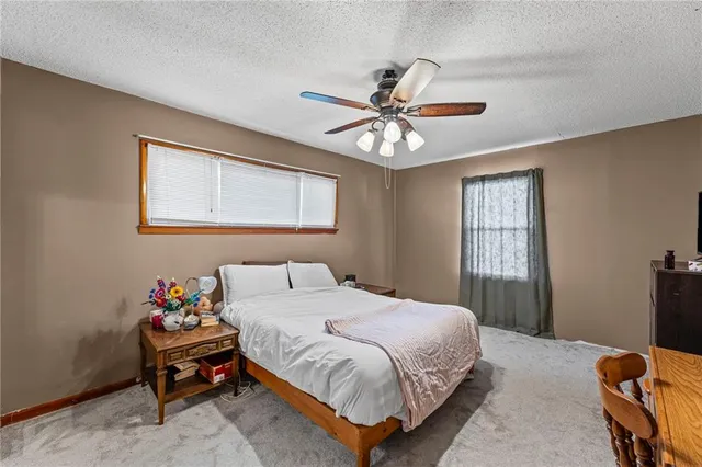 $200,000 | 1411 South Willow Street, Ottawa, KS 66067