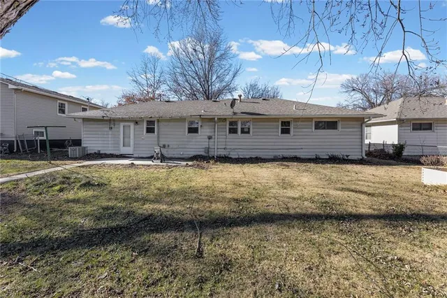 $200,000 | 1411 South Willow Street, Ottawa, KS 66067