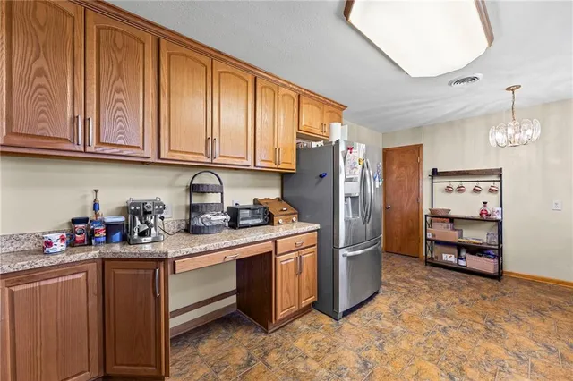 $200,000 | 1411 South Willow Street, Ottawa, KS 66067