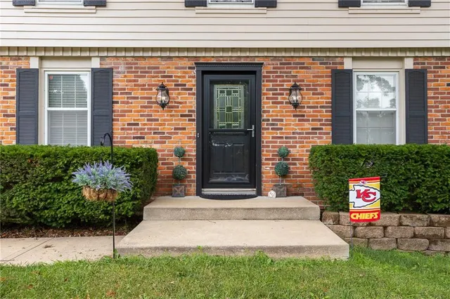 $434,000 | 3743 Northeast Woodland Court, Lee's Summit, MO 64064