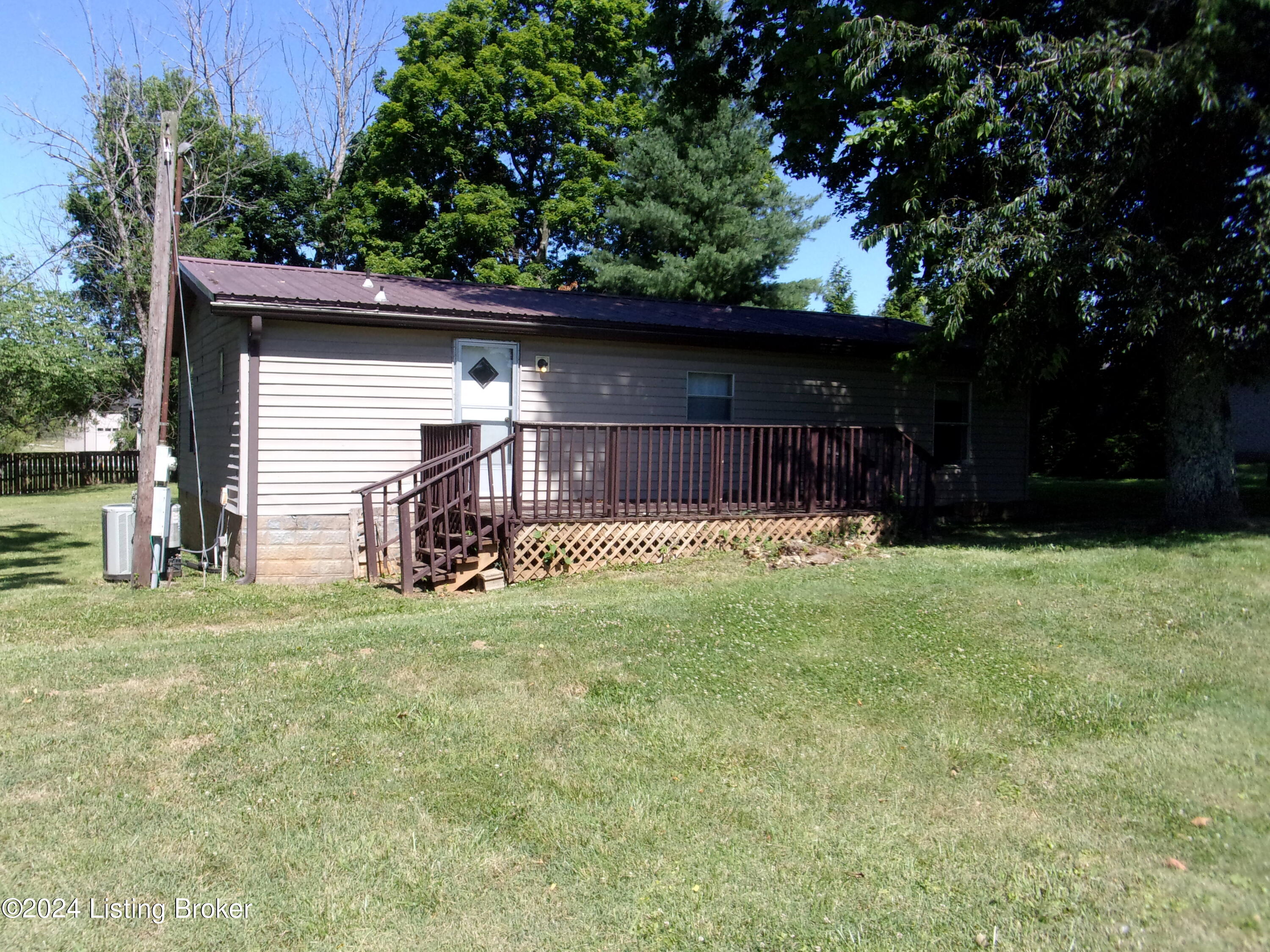 3960 Samuels Road Coxs Creek, KY 40013 - Photo 4 of 18 101_5907
