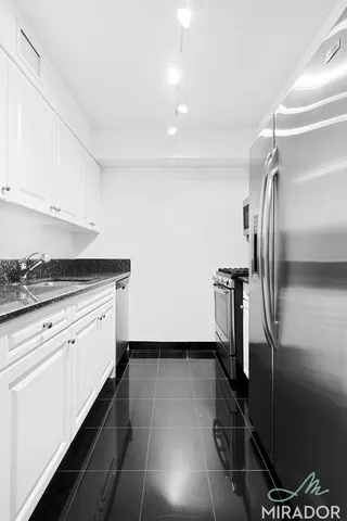 $4,000 | 60 West 23rd Street, Unit 445 | Flatiron