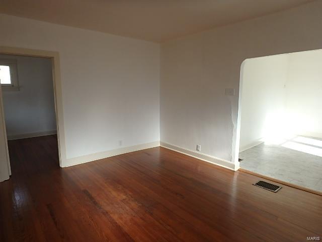 707 Carson Road St. Louis, MO 63135 - Photo 5 of 21 Gallery Image 5