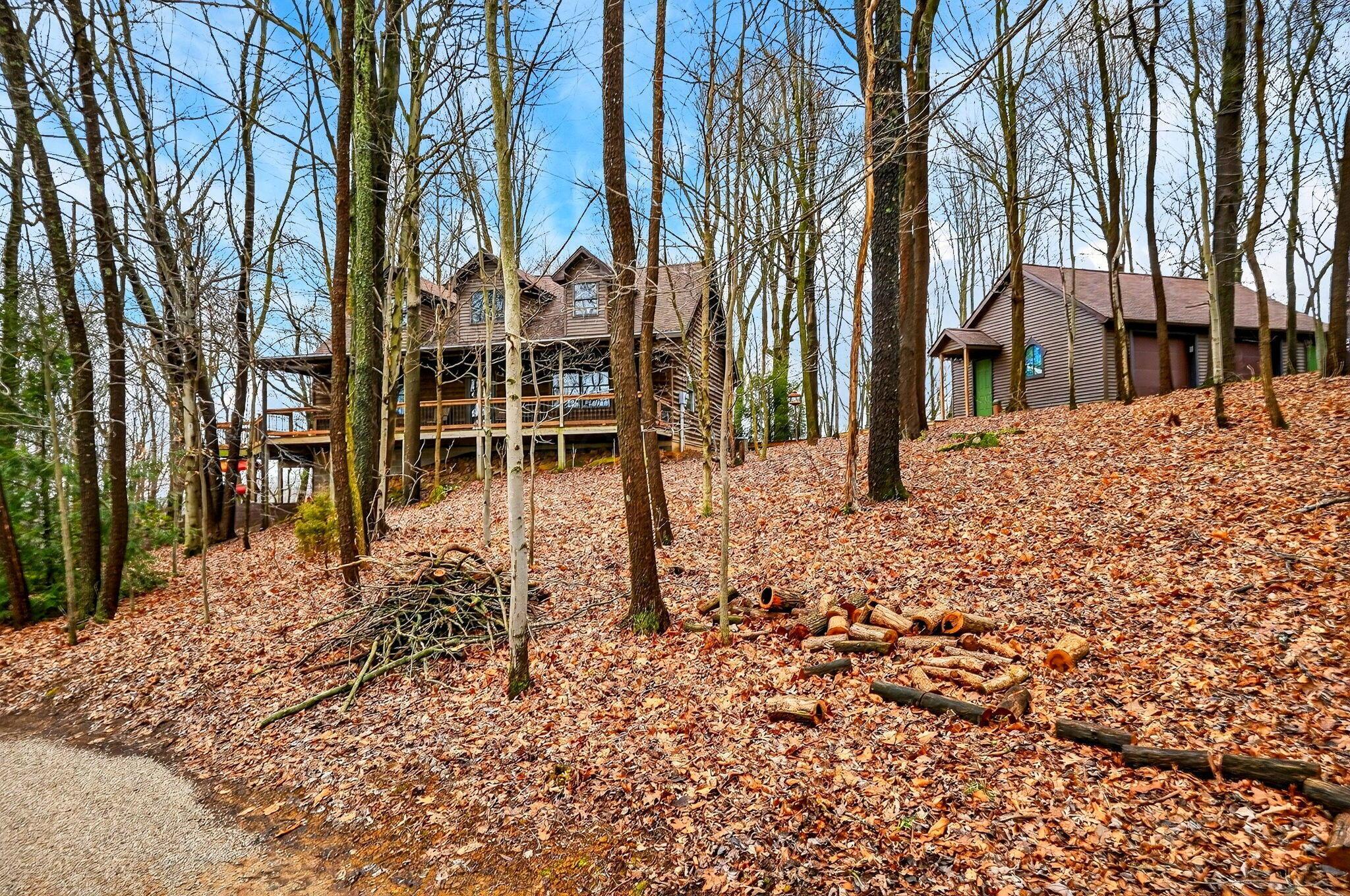 12120 Young Road Amanda, OH 43102 - Photo 1 of 56