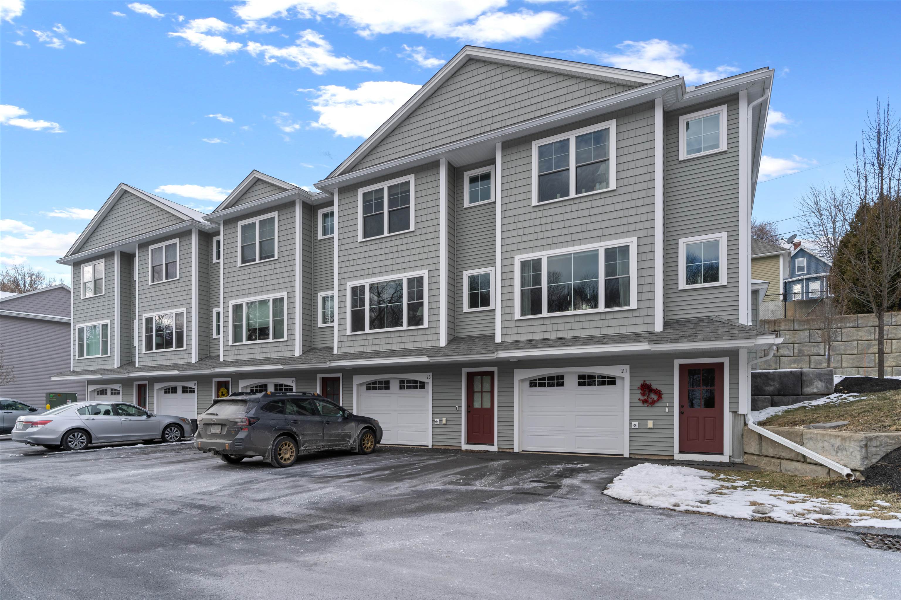 23 Fownes Mill Court, Unit 19 Rochester, NH 03867 - Photo 1 of 39