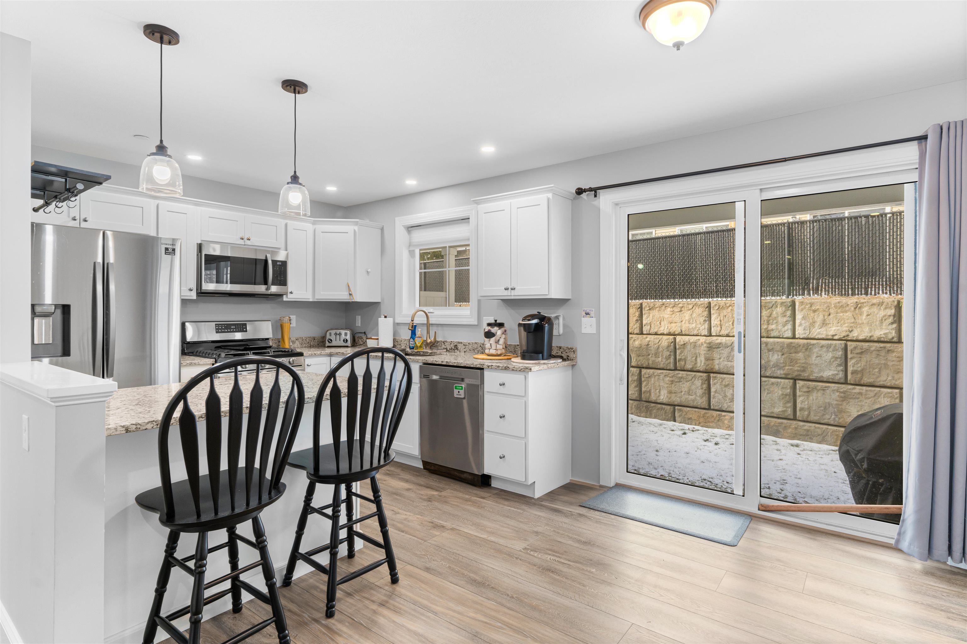23 Fownes Mill Court, Unit 19 Rochester, NH 03867 - Photo 3 of 39