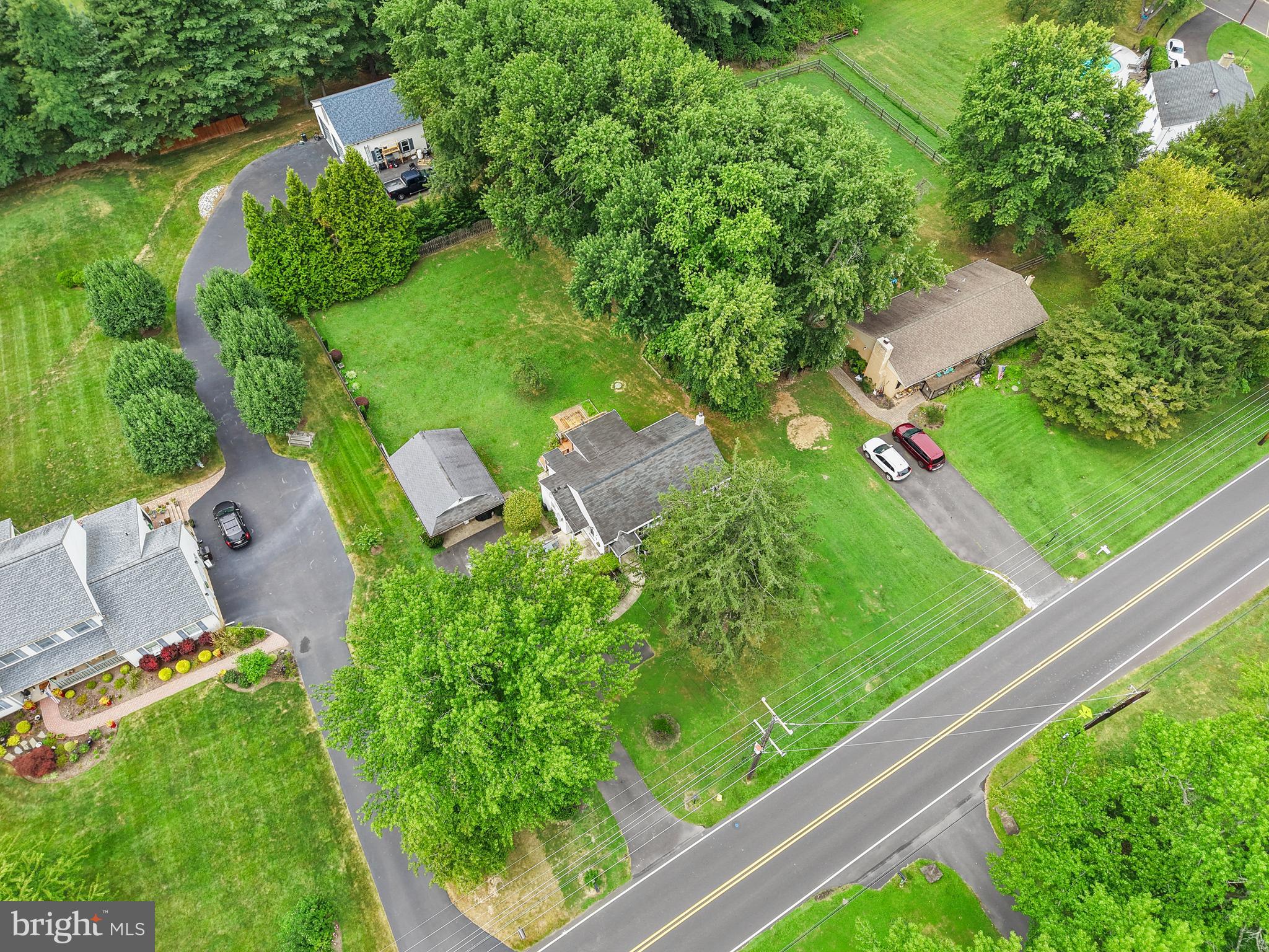 1576 Turk Road Warrington, PA 18976 - Photo 4 of 38 a view of a yard with potted plants