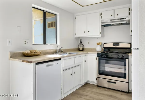 $339,000 | 1204 East Walnut Avenue, Unit B, Lompoc, CA 93436