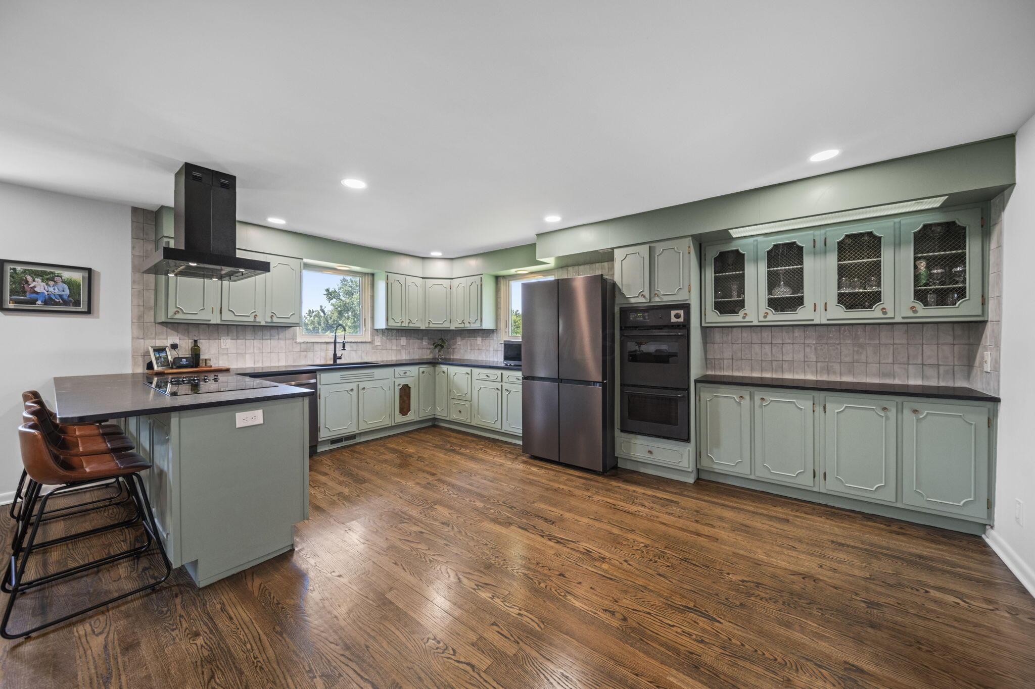 6429 Miller-Paul Road Westerville, OH 43082 - Photo 9 of 55 kitchen