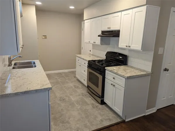$1,645 | 5622 Elmlawn Drive, Houston, TX 77033