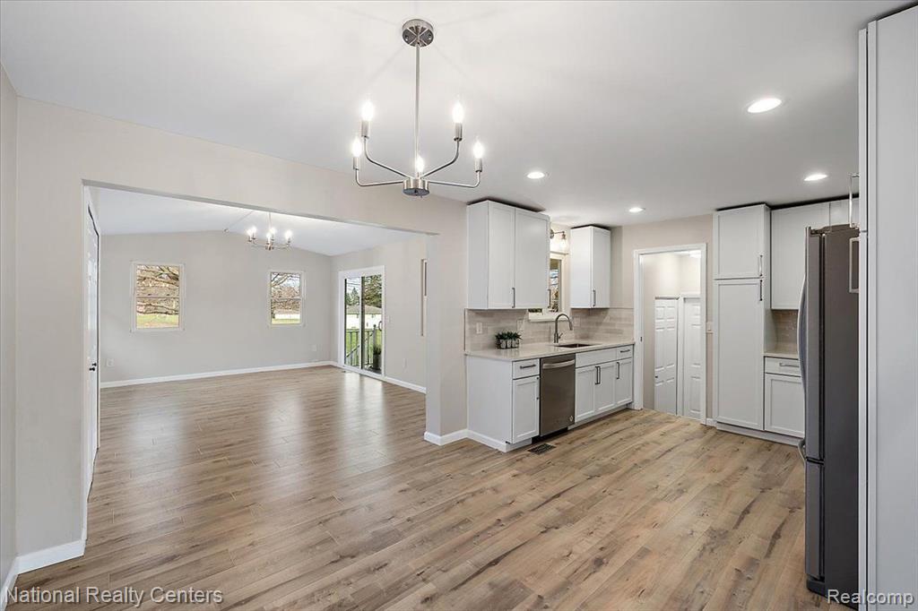 324 Brewster Road Rochester Hills, MI 48309 - Photo 15 of 39 Gallery Image 15