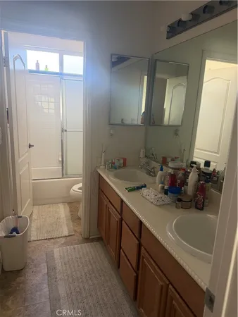 $974,990 | 28512 Meadow Heights Court, Canyon Country, CA 91387