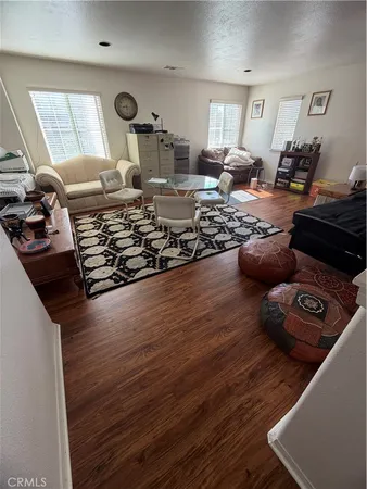 $974,990 | 28512 Meadow Heights Court, Canyon Country, CA 91387