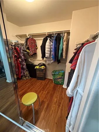 $974,990 | 28512 Meadow Heights Court, Canyon Country, CA 91387