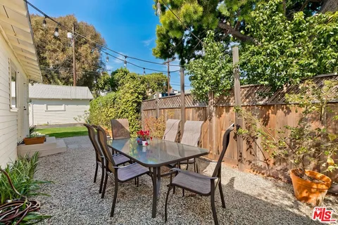 $1,750,000 | 667 Marine Street, Santa Monica, CA 90405