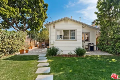 $1,750,000 | 667 Marine Street, Santa Monica, CA 90405