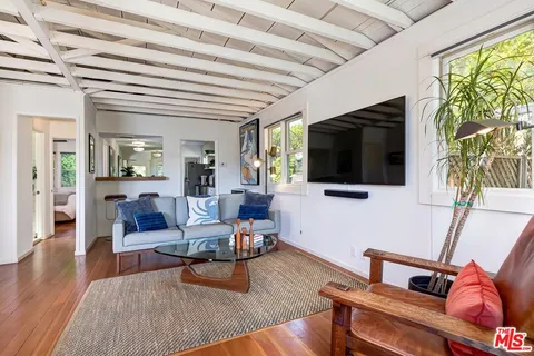 $1,750,000 | 667 Marine Street, Santa Monica, CA 90405