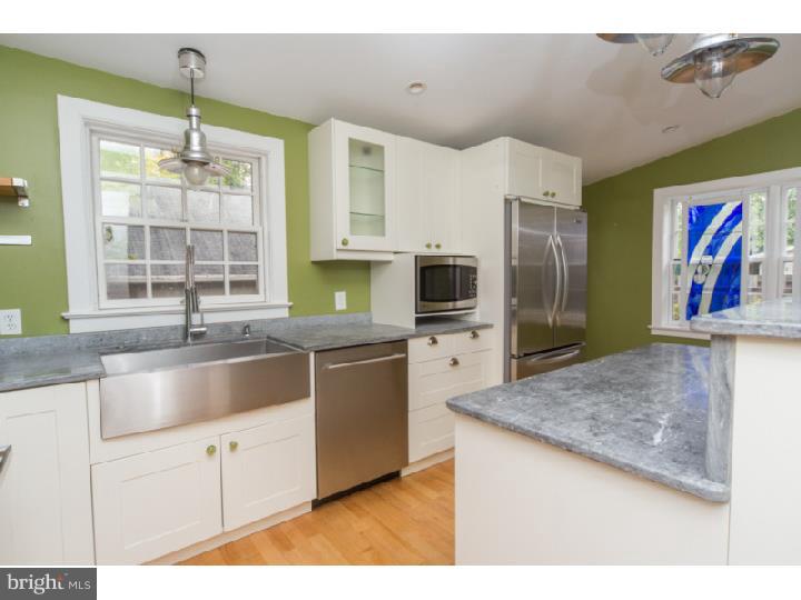 119 Francis Avenue Wayne, PA 19087 - Photo 9 of 25