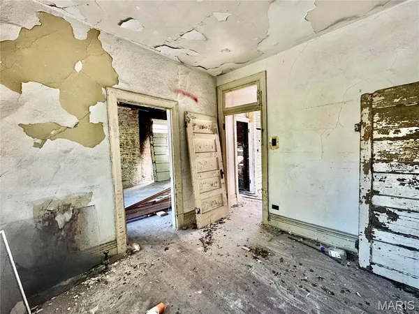 $39,900 | 5174 Cabanne Avenue, St. Louis, MO 63113