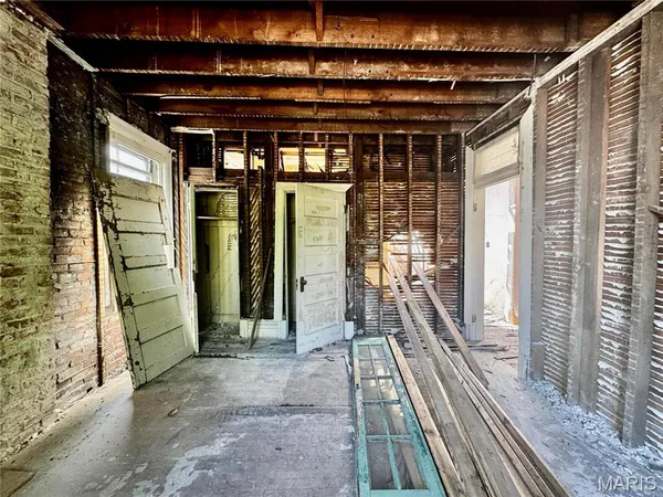 $39,900 | 5174 Cabanne Avenue, St. Louis, MO 63113