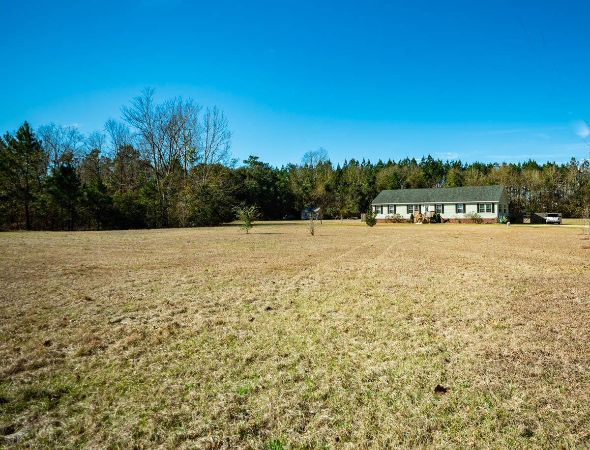 1531 Stokes Road Walterboro, SC 29488 - Photo 2 of 49 DSC_4277