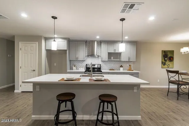 $2,650 | 3431 East Acoma Drive, Phoenix, AZ 85032