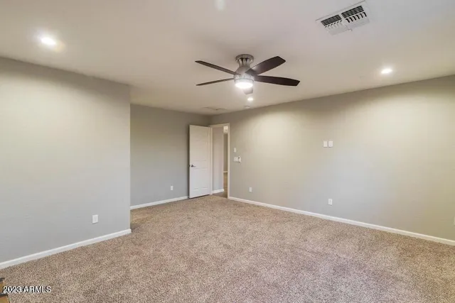 $2,650 | 3431 East Acoma Drive, Phoenix, AZ 85032