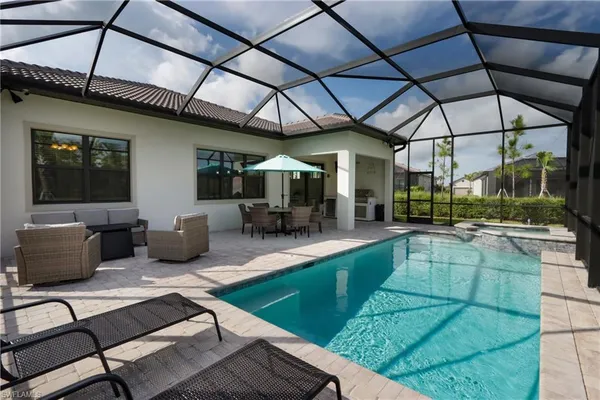 $10,000 | 9842 Everglades Boulevard North, Naples, FL 34120