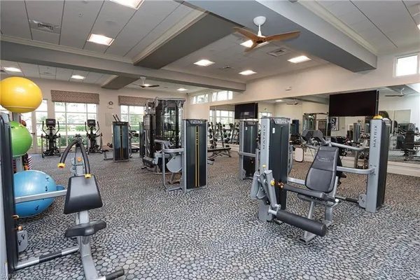 $10,000 | 9842 Everglades Boulevard North, Naples, FL 34120