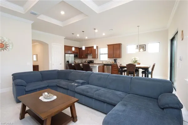 $10,000 | 9842 Everglades Boulevard North, Naples, FL 34120