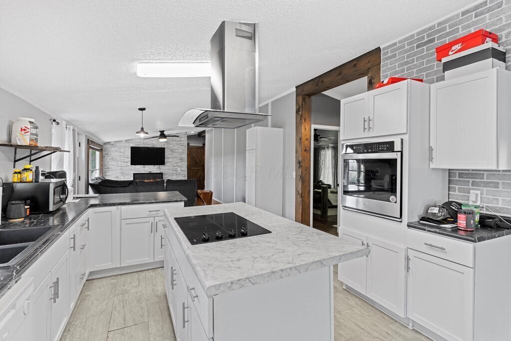 281 Pattonsville Road Jackson, OH 45640 - Photo 10 of 33 281 Pattonsville kitchen pic3